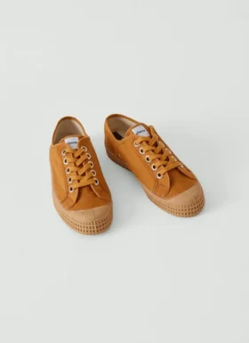 Novesta Star Master Plimsolls